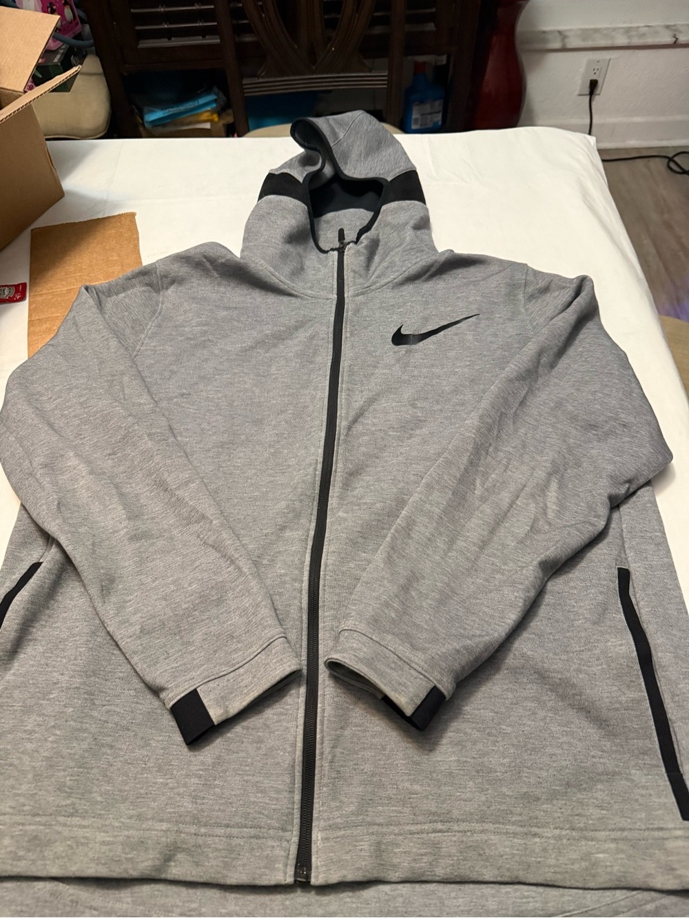 Nike TECH Men’s Gray Full-Zip Performance Hoodie Jacket
